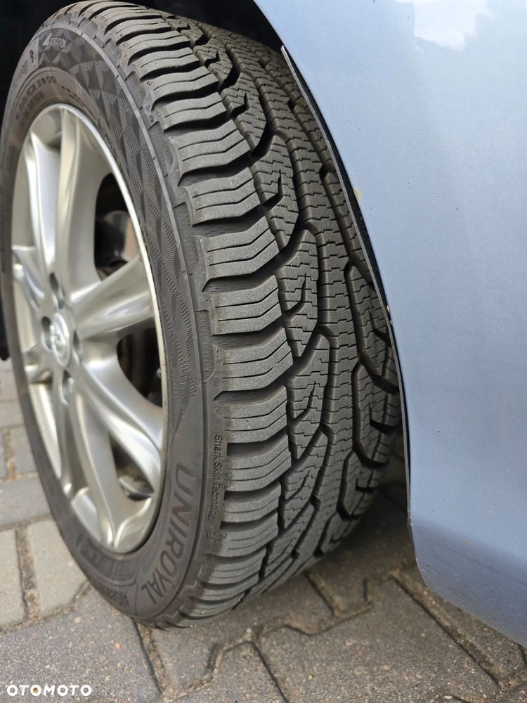 Toyota Yaris 1.4 D-4D Premium - 18