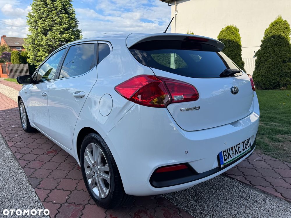 Kia Ceed 1.6 CRDi 128 Vision - 7