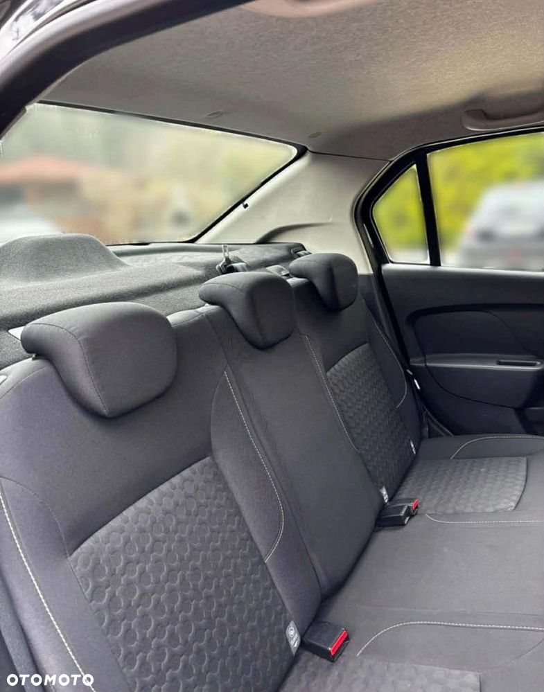 Dacia Logan - 4