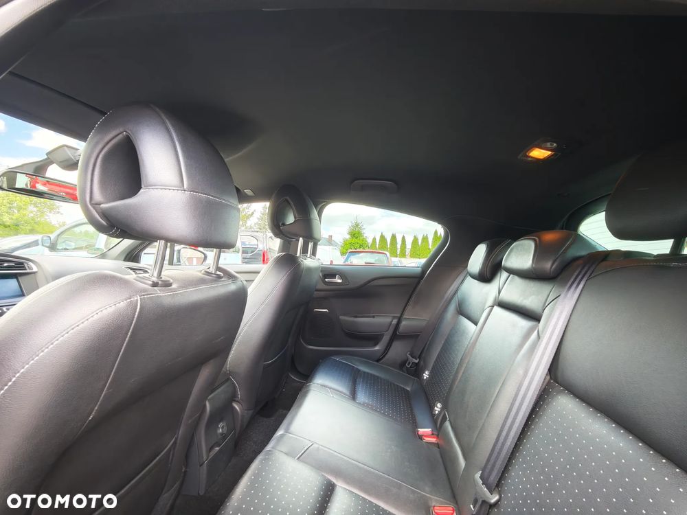 Citroën DS4 THP 200 SportChic - 37
