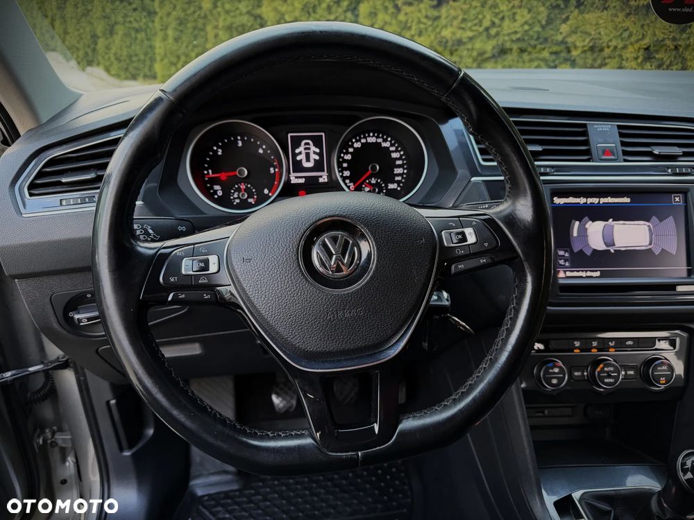 Volkswagen Tiguan 2.0 TDI SCR 4Motion (BlueMotion Tech) Comfortline - 34