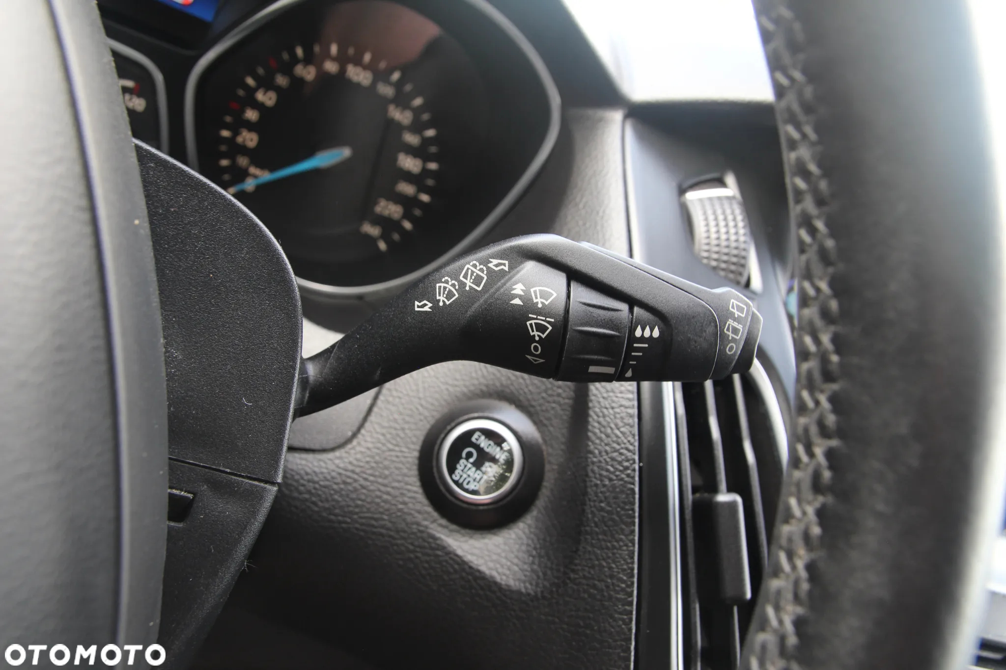 Ford Focus - 35