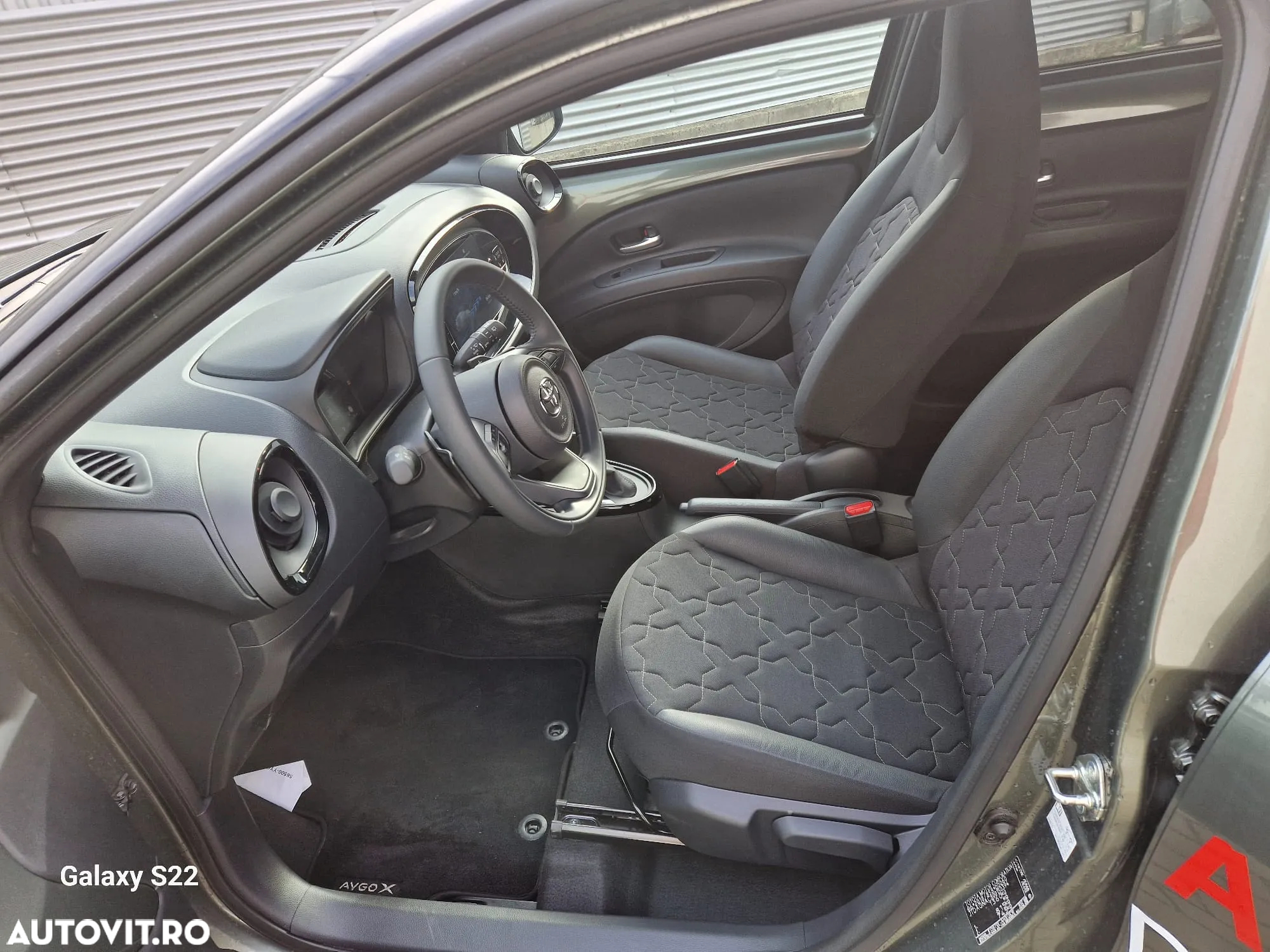 Toyota Aygo X 1.0l CVT Exclusive - 8