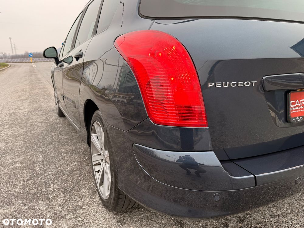 Peugeot 308 1.6 Premium Plus - 17