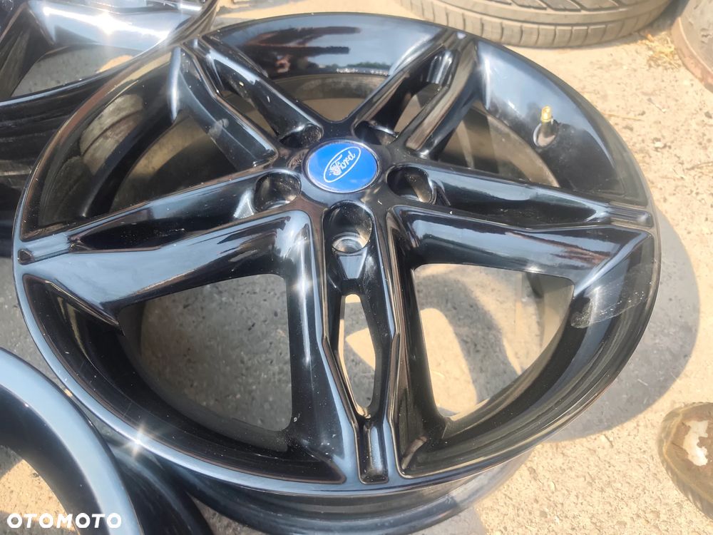 5x108 Felgi Aluminiowe Alufelgi Oryginalne Oryginał 17 Koła FORD SMAX GALAXY II 2 MONDEO MK3 MK4 MK5 CMAX KUGA FOCUS VOLVO S40 V40 C30 V50 V60 S60 S-max C-max Legnica ALU-RAD Czarne - 7