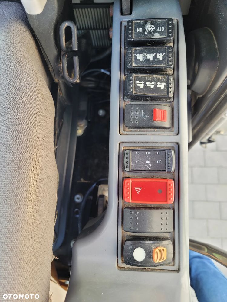 Hitachi ZX 140W / ROTOTILT ze szczypcami / system GPS 3D LEICA / - 26