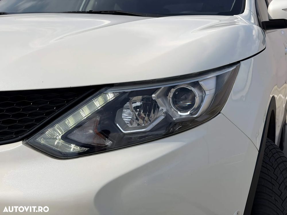 Nissan Qashqai 1.6 DCI TEKNA+ - 13