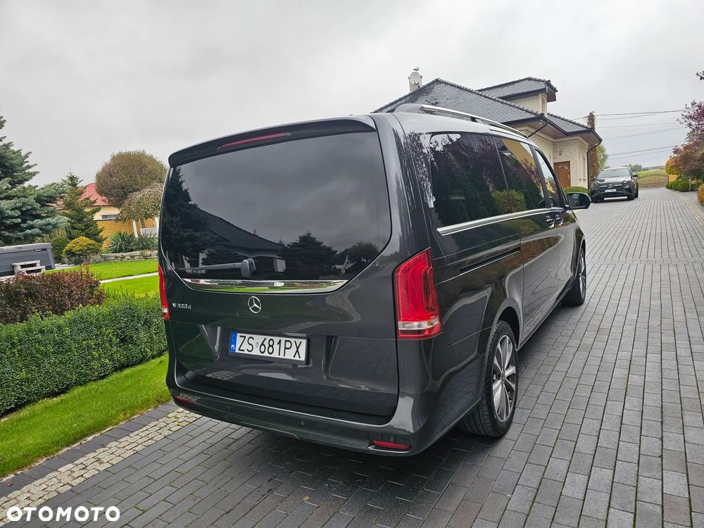 Mercedes-Benz Klasa V 300 d Avantgarde 9G-Tronic - 11