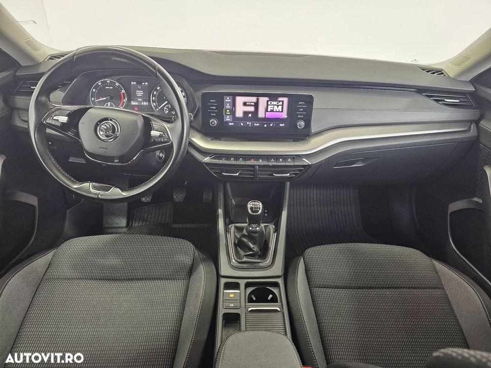 Skoda Octavia 1.5 TSI Ambition - 8