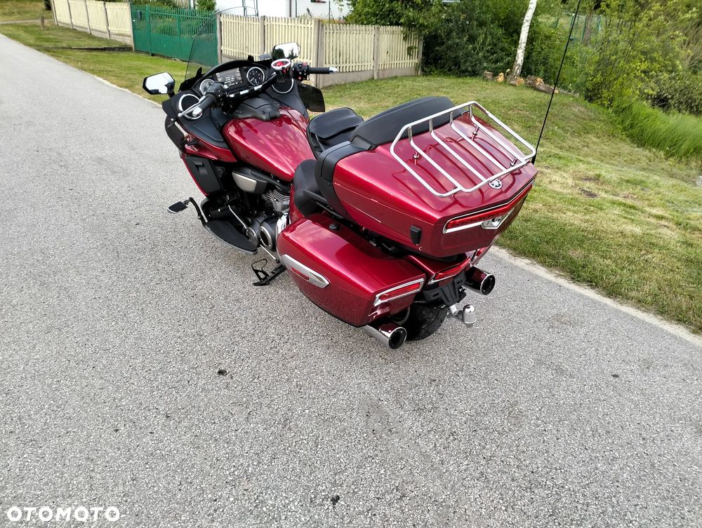 Yamaha Venture - 30