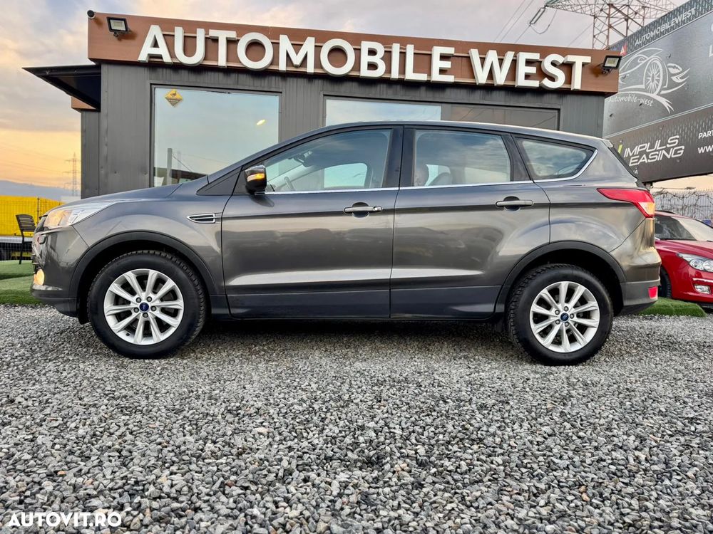 Ford Kuga 2.0 TDCi 2x4 Titanium - 15