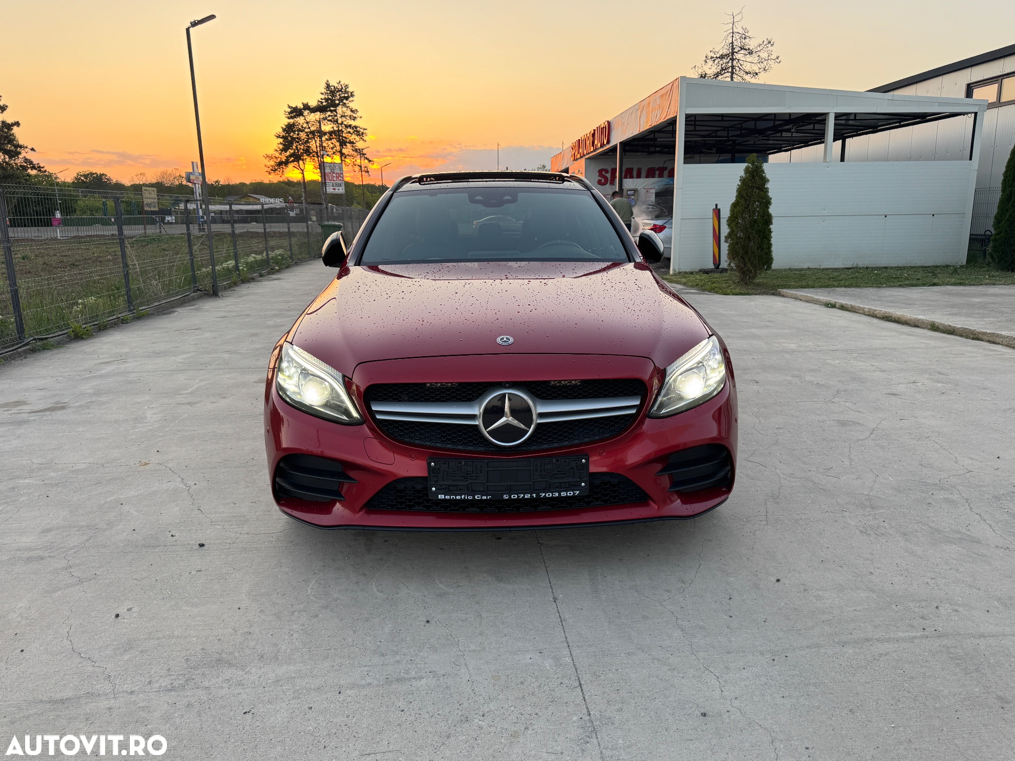 Mercedes-Benz C 220 d 4Matic 9G-TRONIC AMG Line - 6