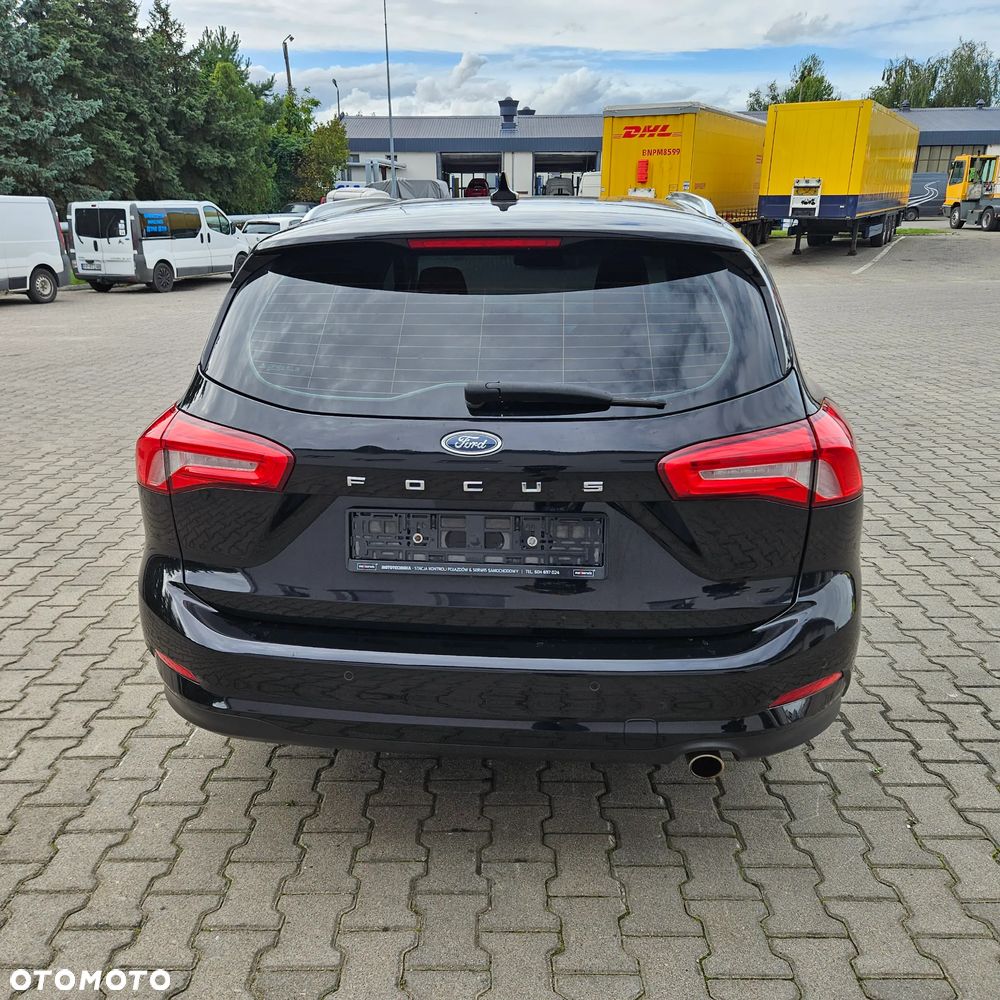 Ford Focus 1.5 EcoBlue Start-Stopp-System COOL&CONNECT - 6