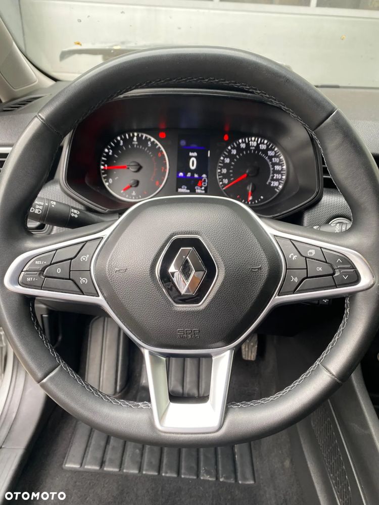 Renault Clio - 18