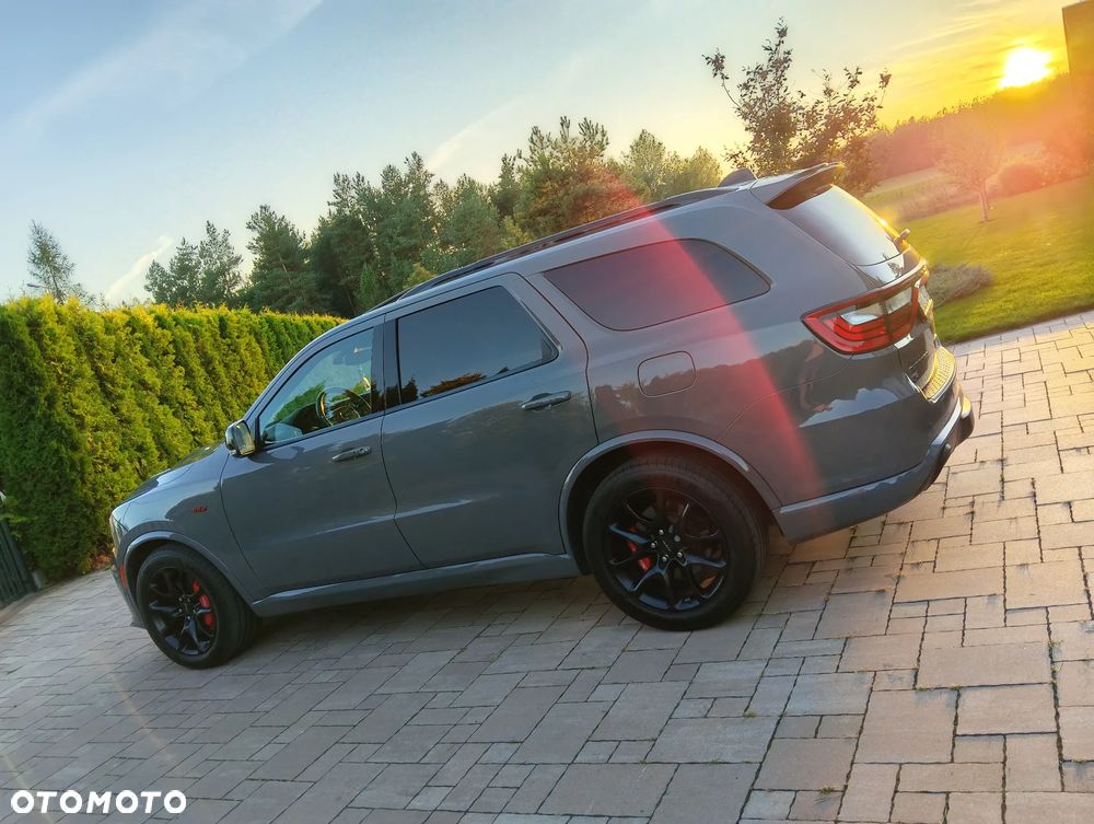 Dodge Durango 6.4 SRT - 37
