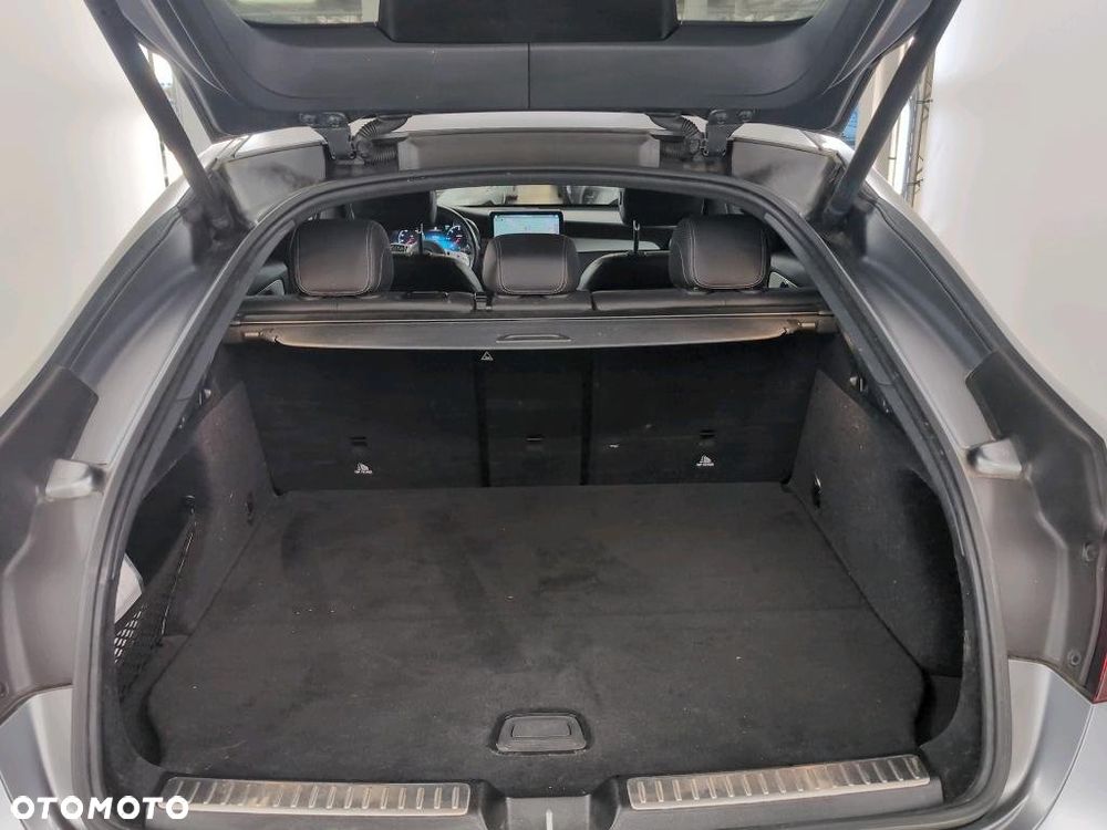 Mercedes-Benz GLC 220 d 4Matic 9G-TRONIC AMG Line - 9