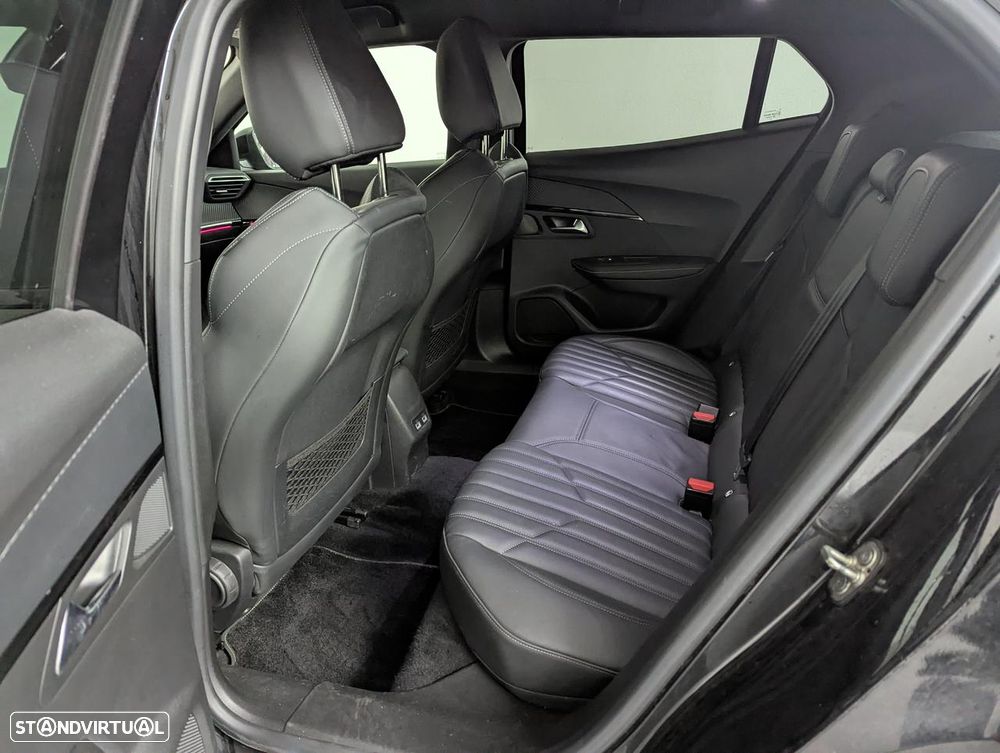 Peugeot e-2008 GT - 18