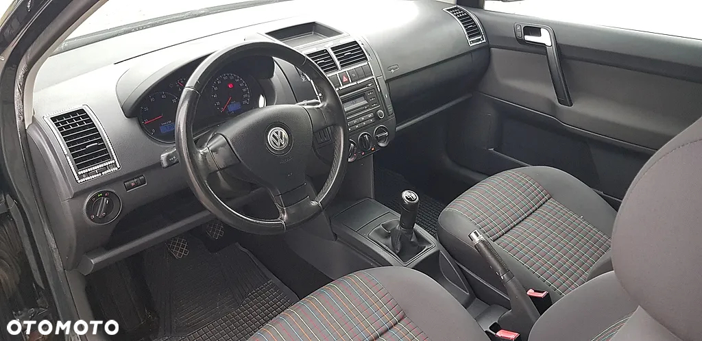 Volkswagen Polo 1.2 Comfortline - 10