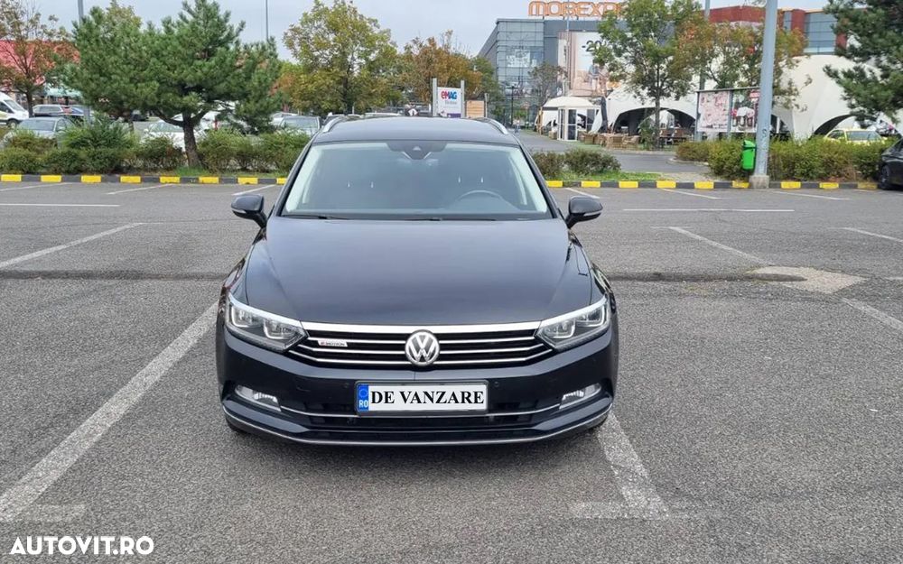 Volkswagen Passat - 1