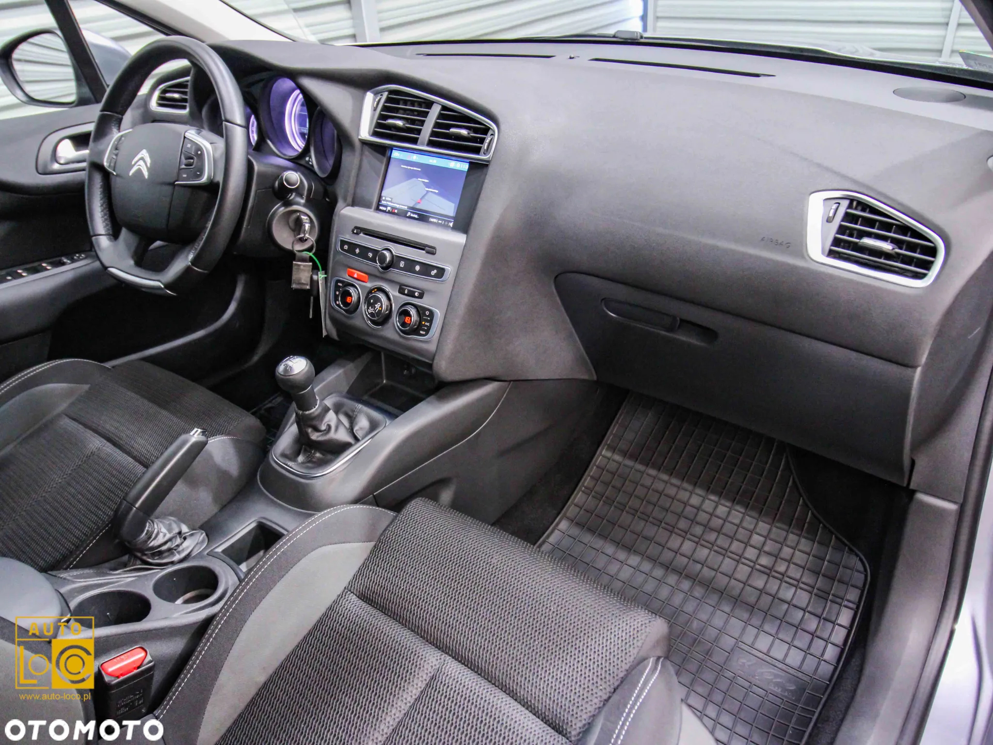 Citroën C4 1.2 PureTech Feel - 9