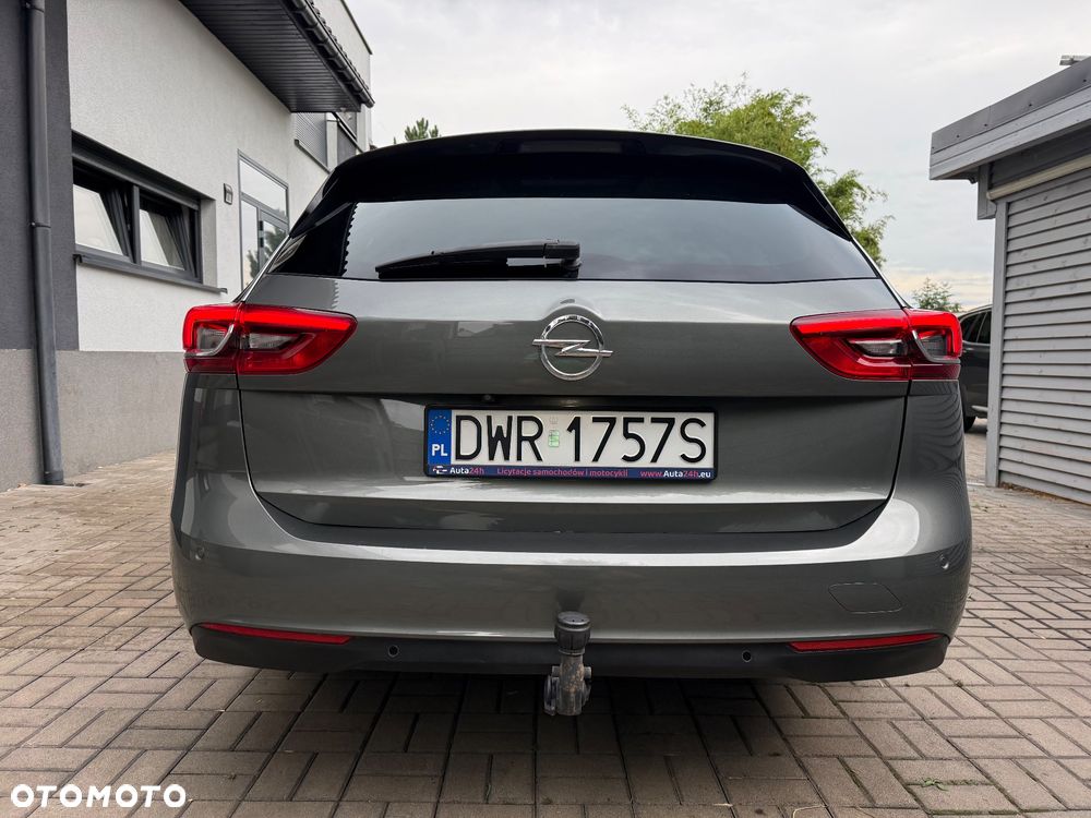 Opel Insignia - 15