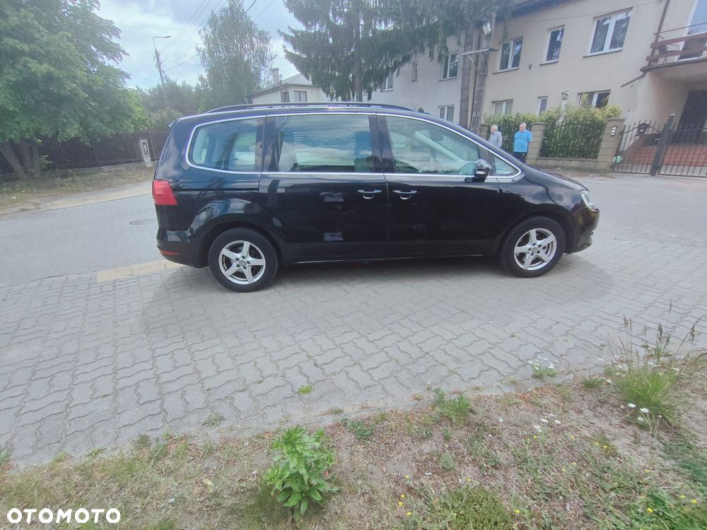 Volkswagen Sharan 2.0 TDI Comfortline - 4