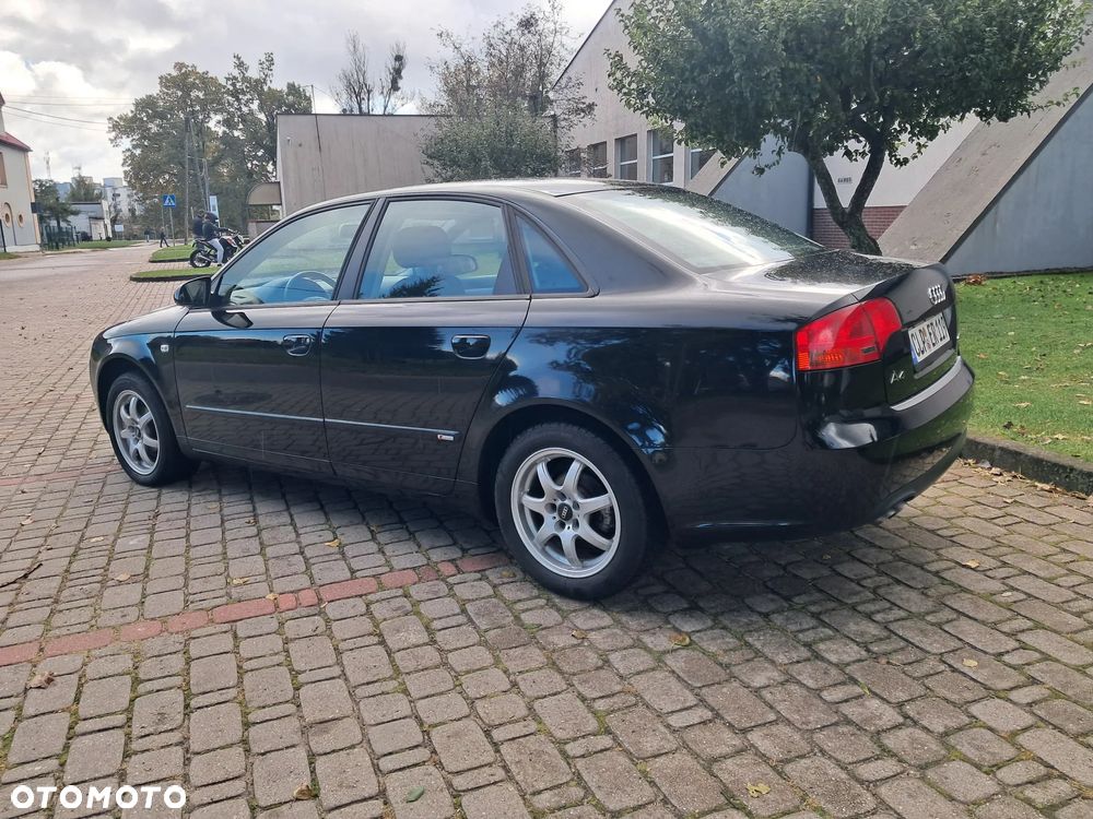 Audi A4 - 4