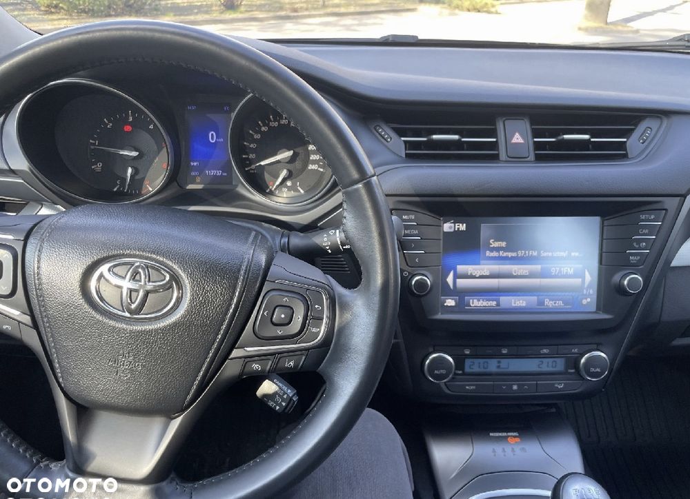 Toyota Avensis 2.0 D-4D Prestige - 11