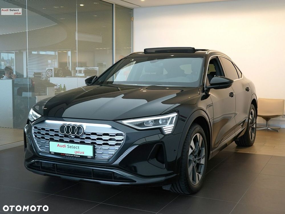Audi Q8 Sportback e-tron - 2
