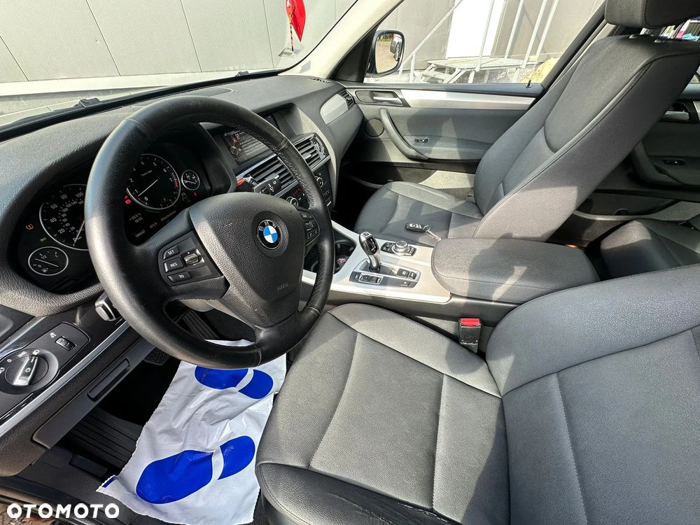 BMW X3 xDrive28i Sport-Aut xLine - 15