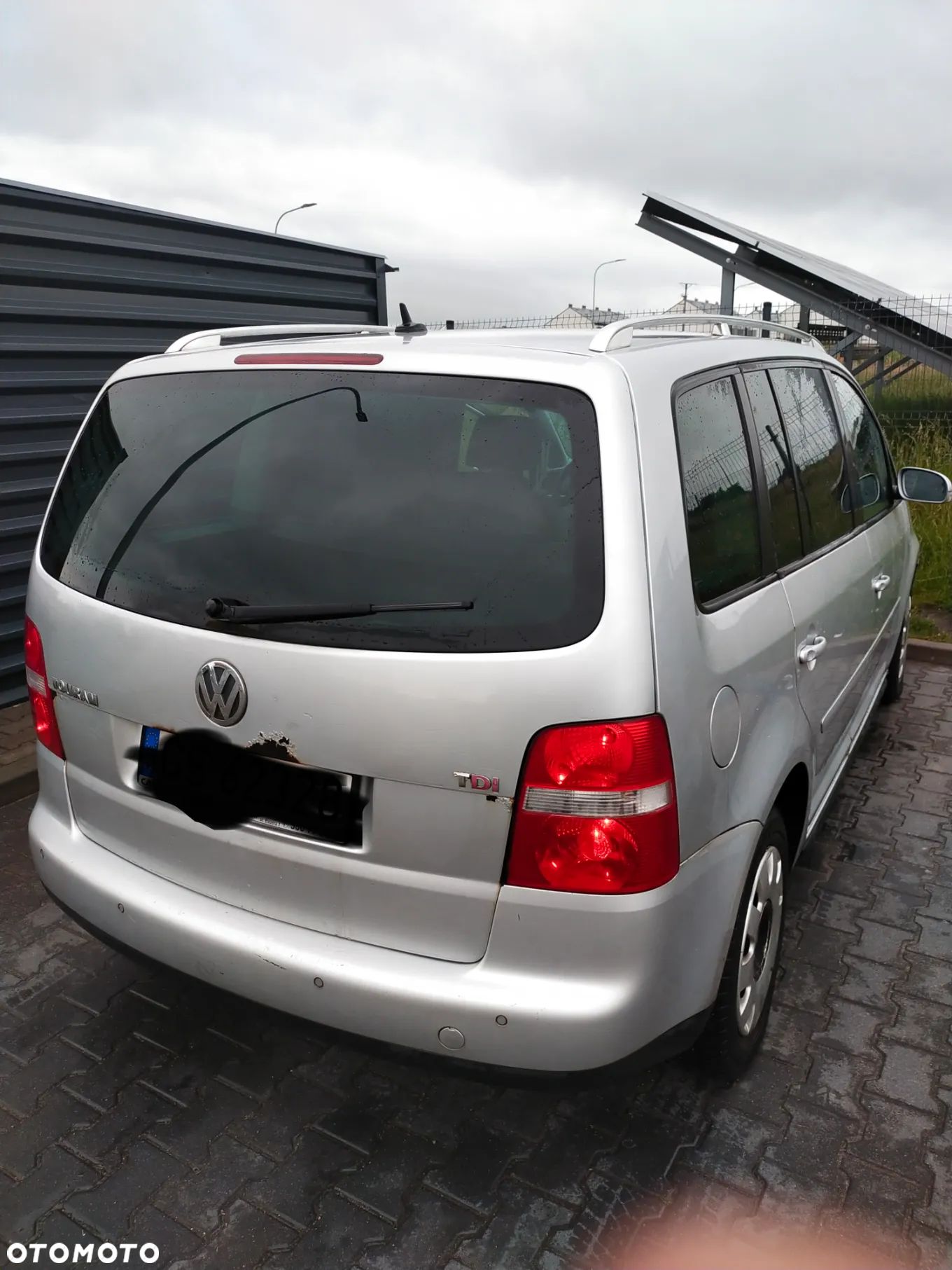Volkswagen Touran 2.0 TDI Highline - 1