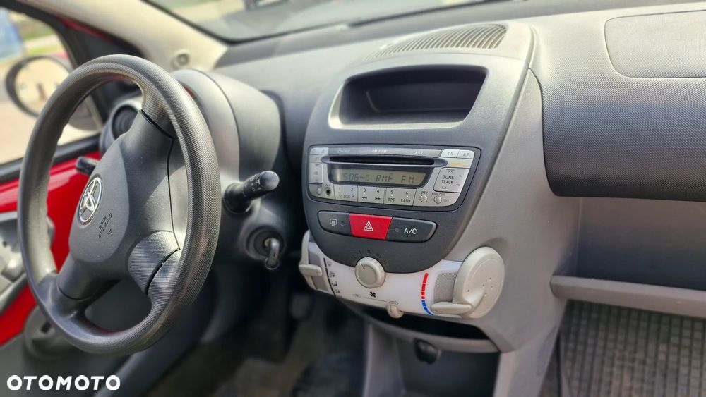 Toyota Aygo 1.0 VVT-i Luna A/C - 6