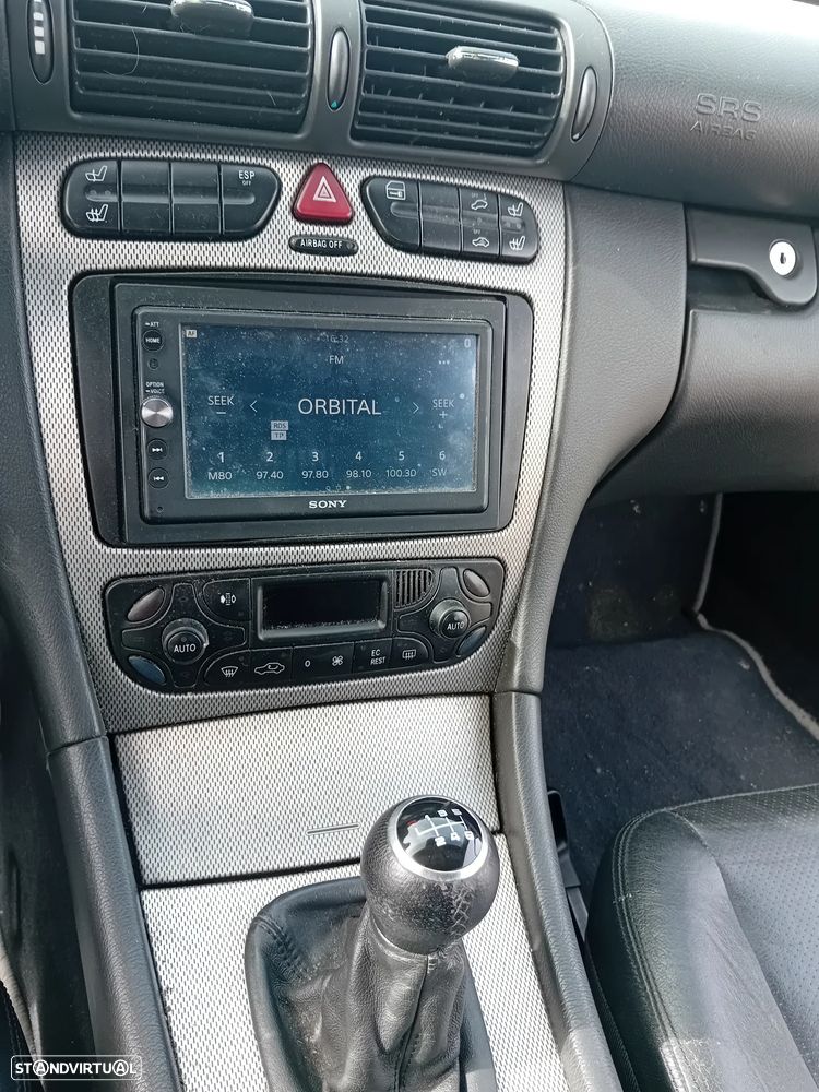 Mercedes-Benz C 200 Sport Coupé Kompressor Evolution - 12