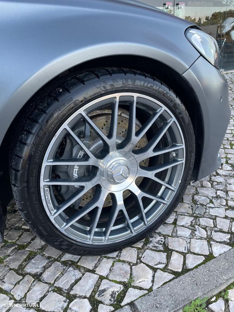 Mercedes-Benz C 63 AMG Standard - 21