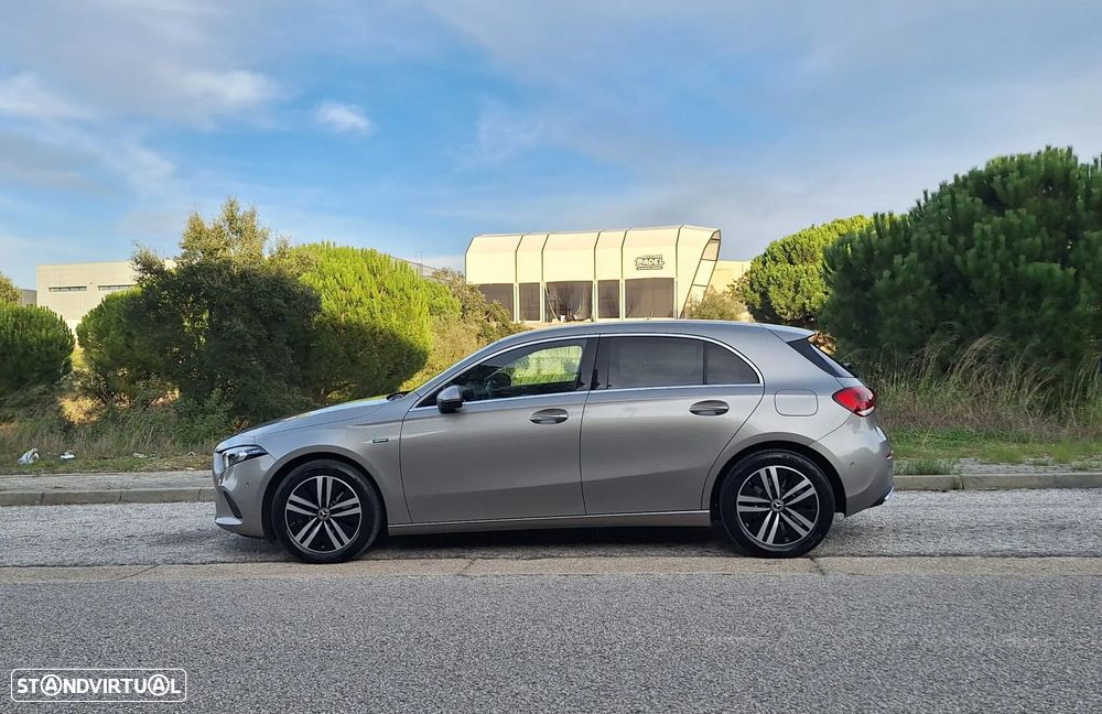 Mercedes-Benz A 250 e Progressive - 2