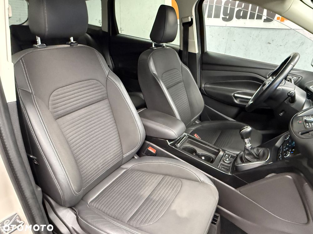 Ford Kuga 1.5 EcoBoost FWD Titanium ASS - 10