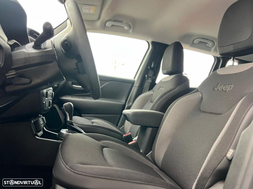 Jeep Renegade 1.5 TG e-Hybrid DCT - 6