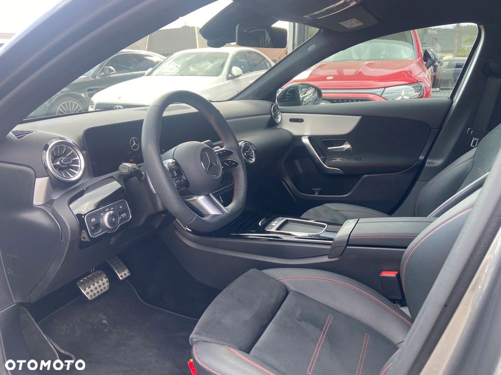 Mercedes-Benz Klasa A 200 AMG Line 7G-DCT - 6