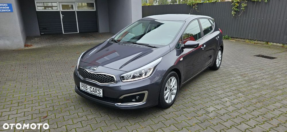 Kia Ceed 1.4 CVVT Dream-Team Edition - 2