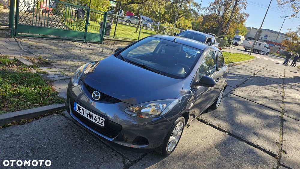 Mazda 2