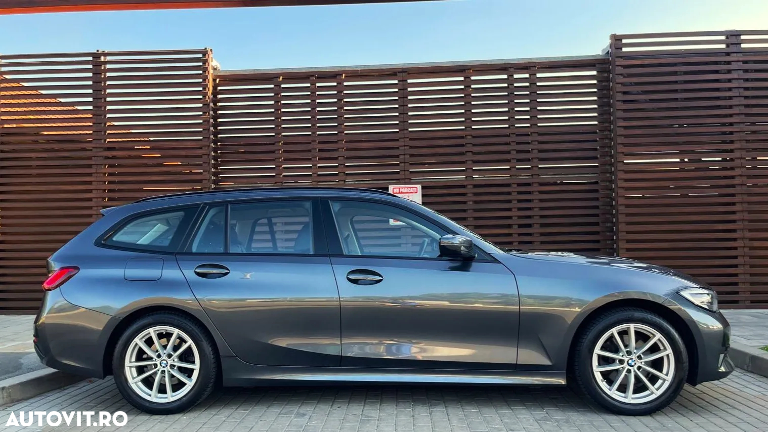BMW Seria 3 320d Touring Aut. Sport Line - 8