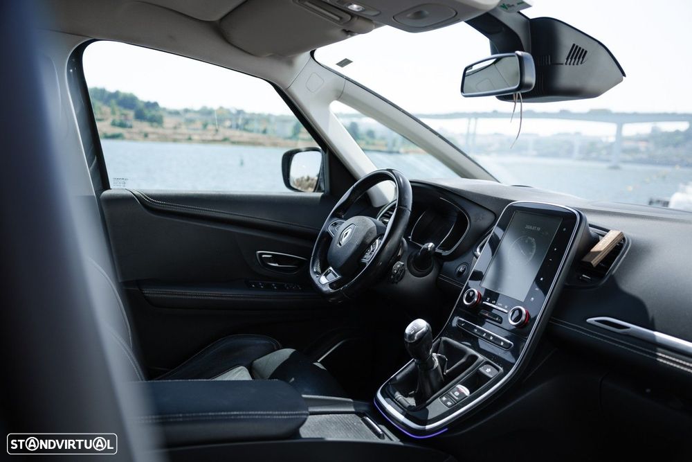 Renault Grand Scénic 1.6 dCi Bose Edition SS - 34