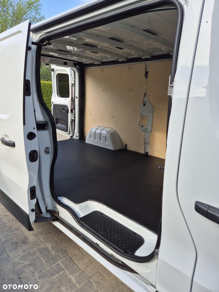 Renault Trafic Long - 18