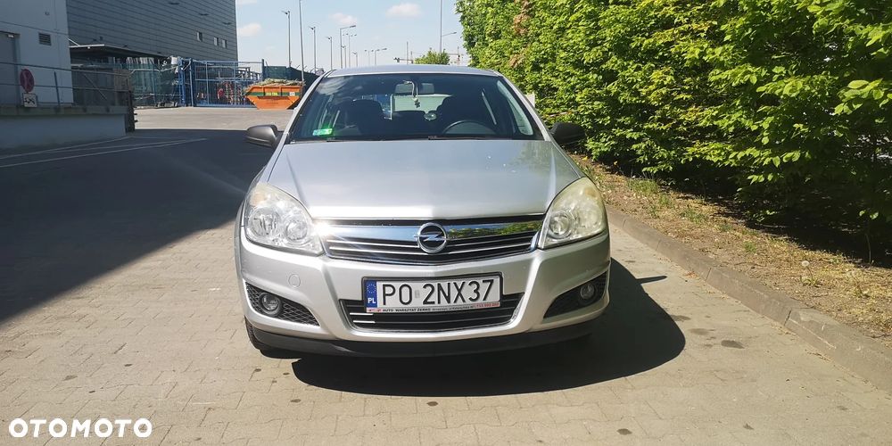 Opel Astra 1.6 - 8