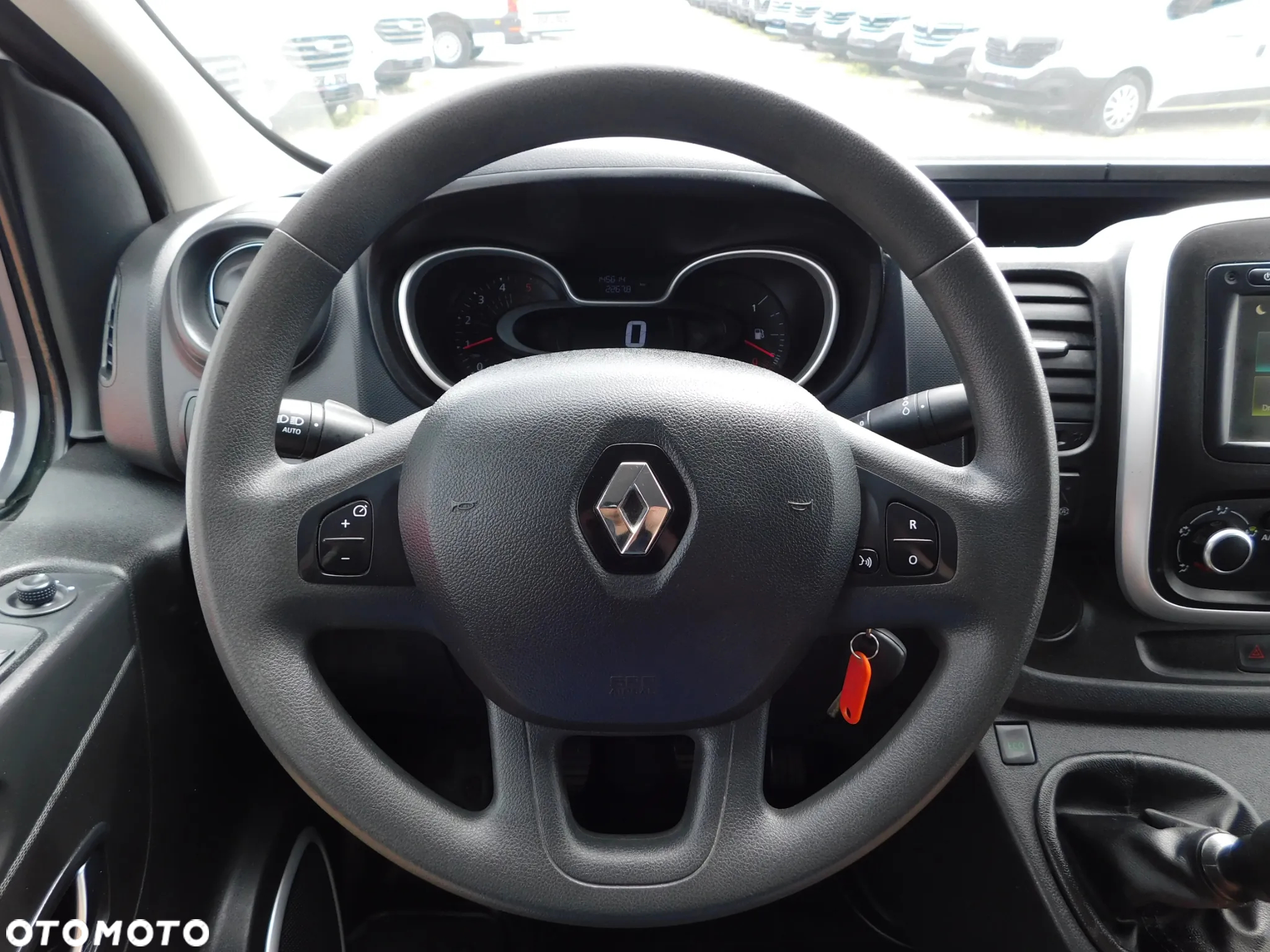 Renault Trafic 2.0 dCi L2H1 HD Pack Clim (bryg.) - 12