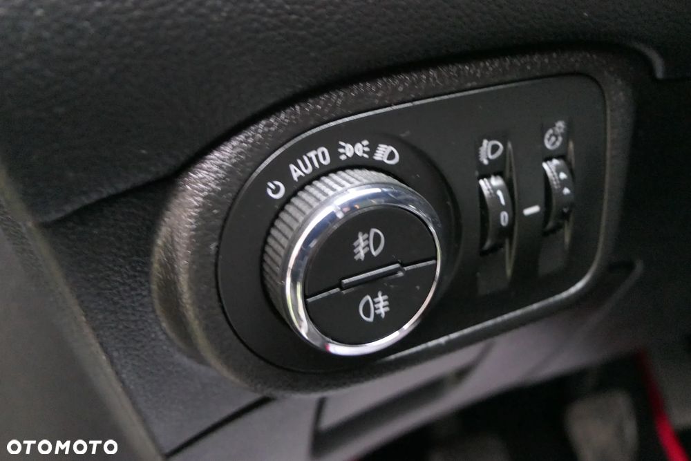 Opel Zafira Tourer 1.4 Turbo Edition - 24