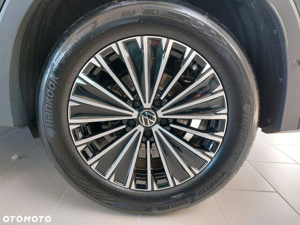 Volkswagen Tiguan - 10