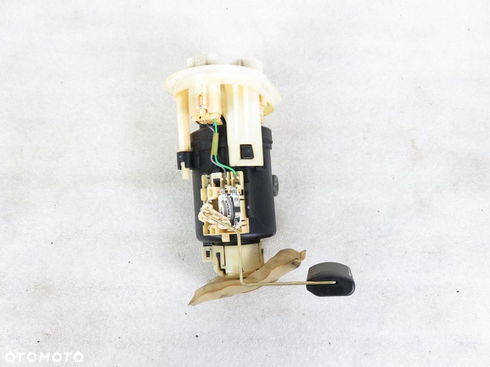 POMPA PALIWA HYUNDAI MATRIX 1.6  3111017000 - 1