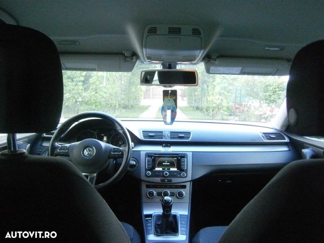 Volkswagen Passat 1.6 TDI BlueMotion Technology Comfortline - 10