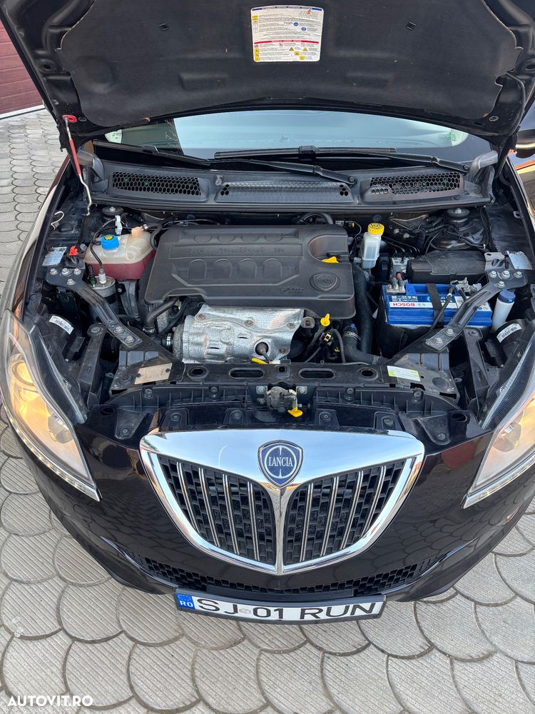 Lancia Delta 1.6 MultiJet Oro - 12